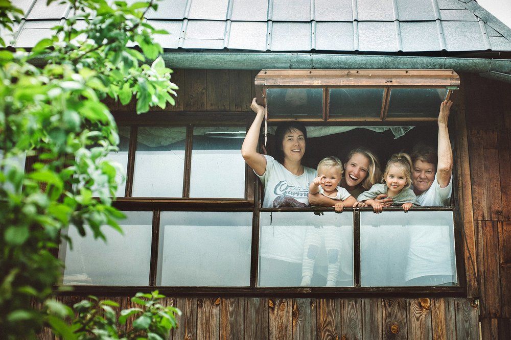 Четыре поколения