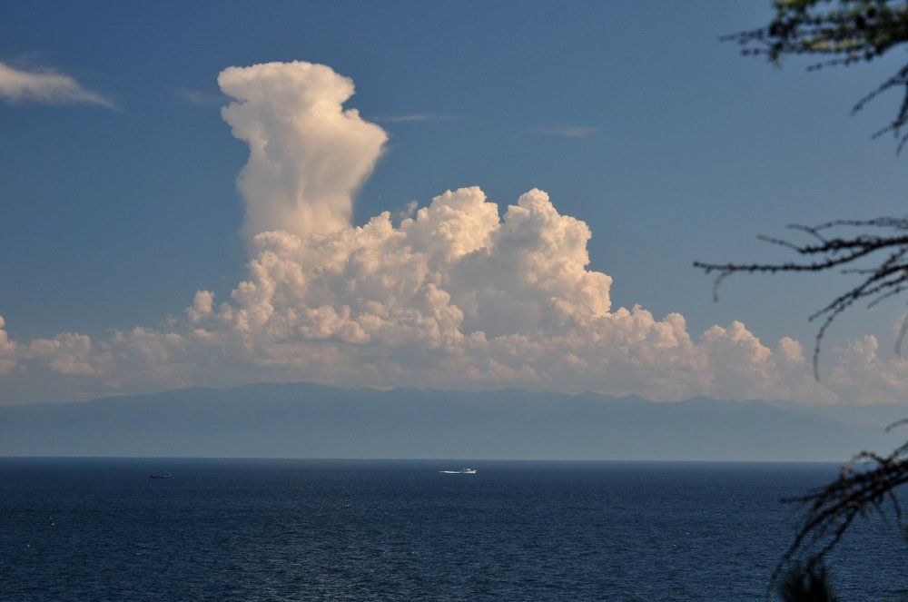 Байкальские облака.