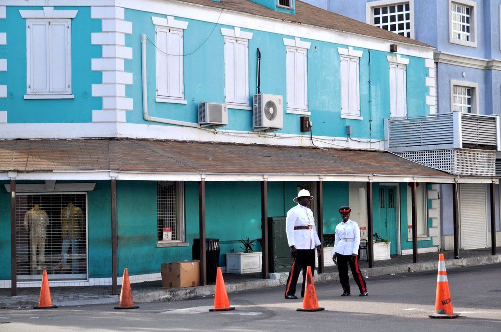 Полицейские на Багамах