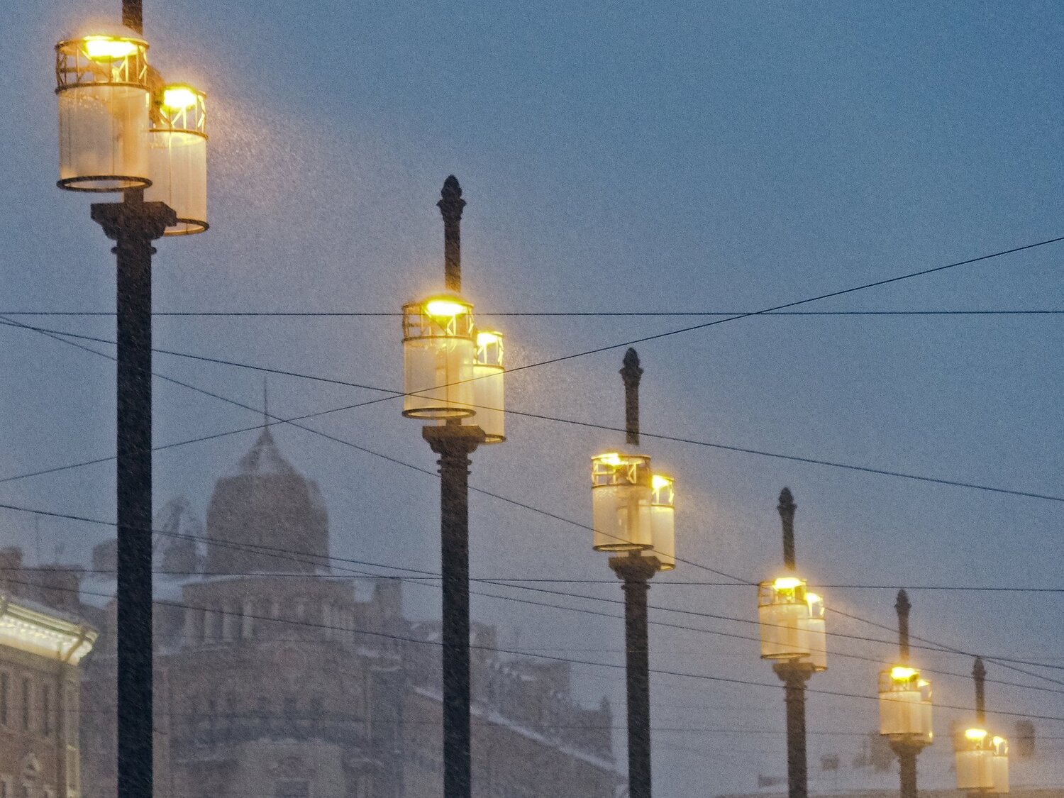 Фонари  Сенной площади в Петербурге.