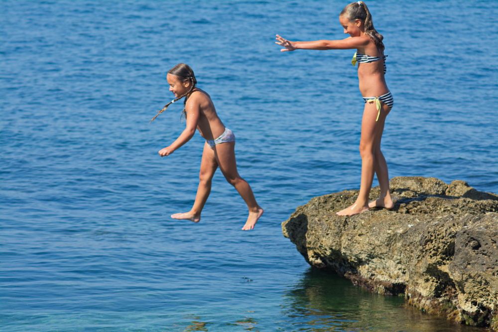 верь мне и иди!