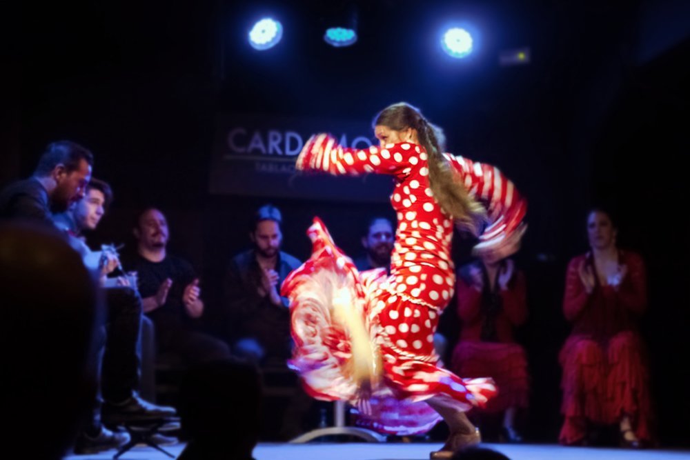 Пламенный фламенко