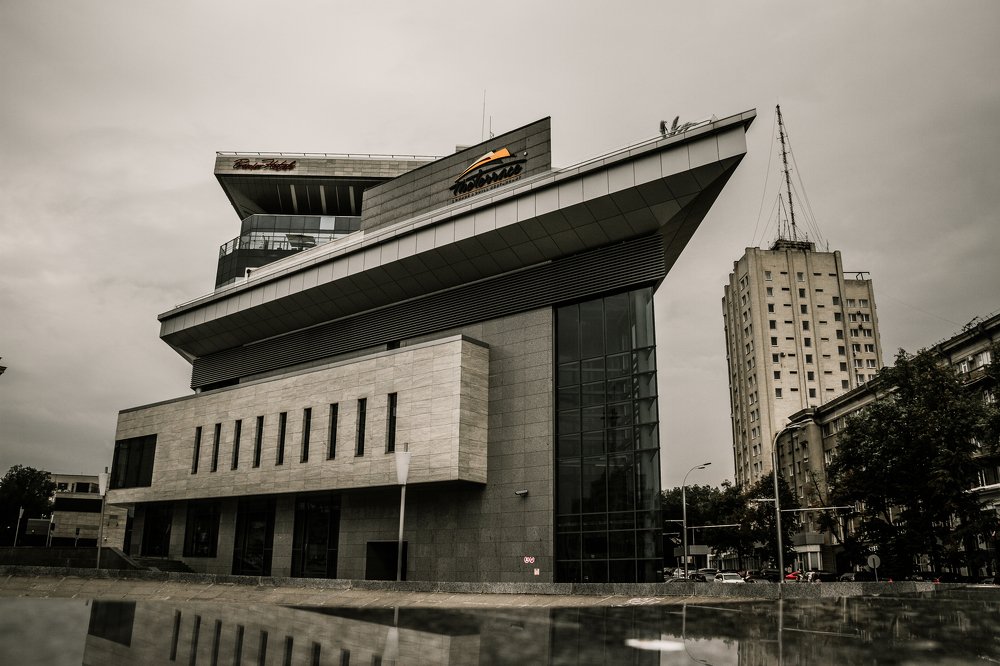 Новомодный