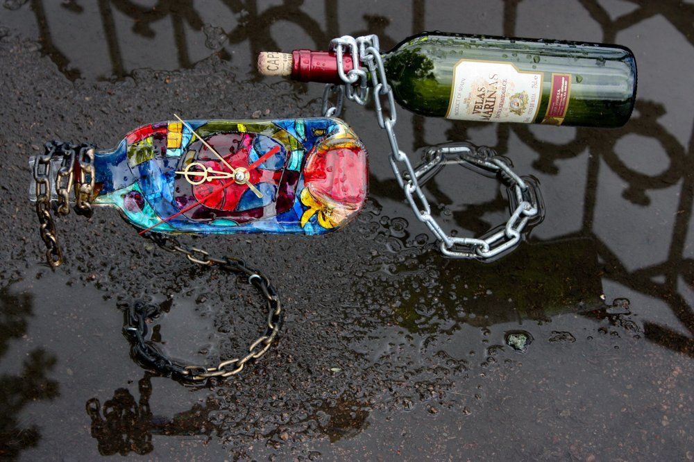 вода и стекло