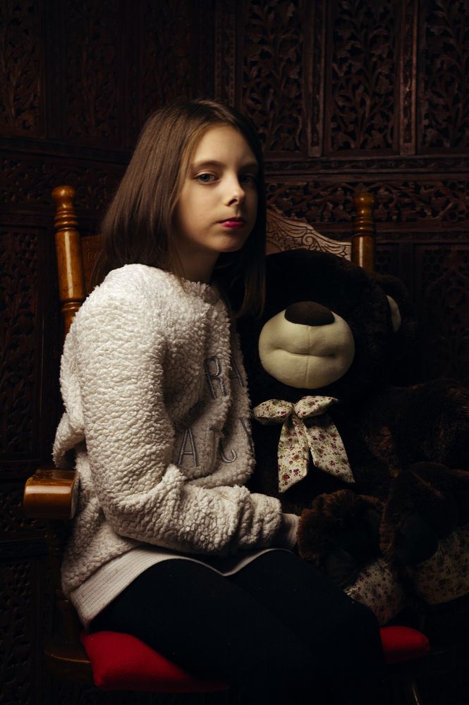 Девочка с медвежонком