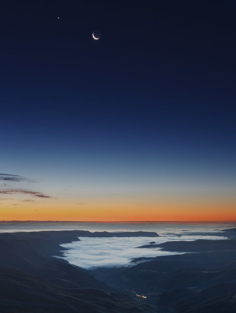 Восход Луны и Венеры