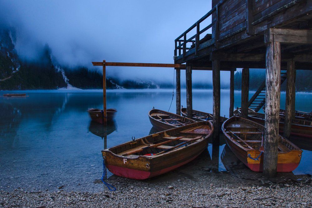 туманное утро на озере Брайес