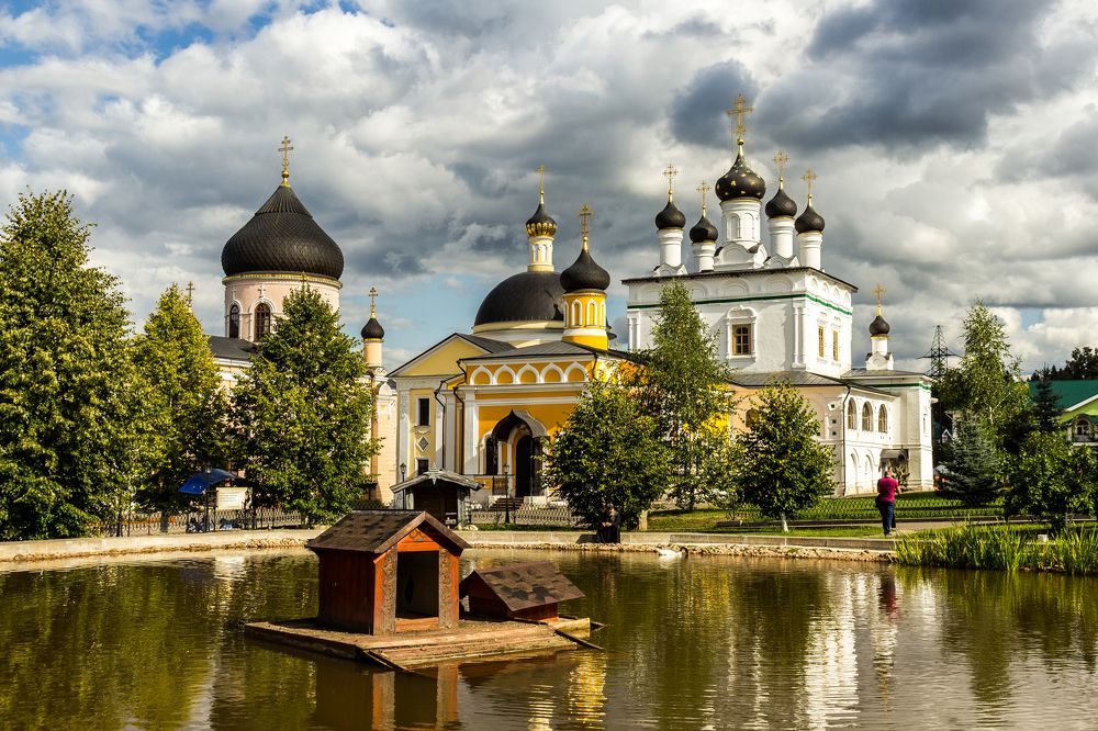 храм в монастыре Вознесенская Давидова пустынь