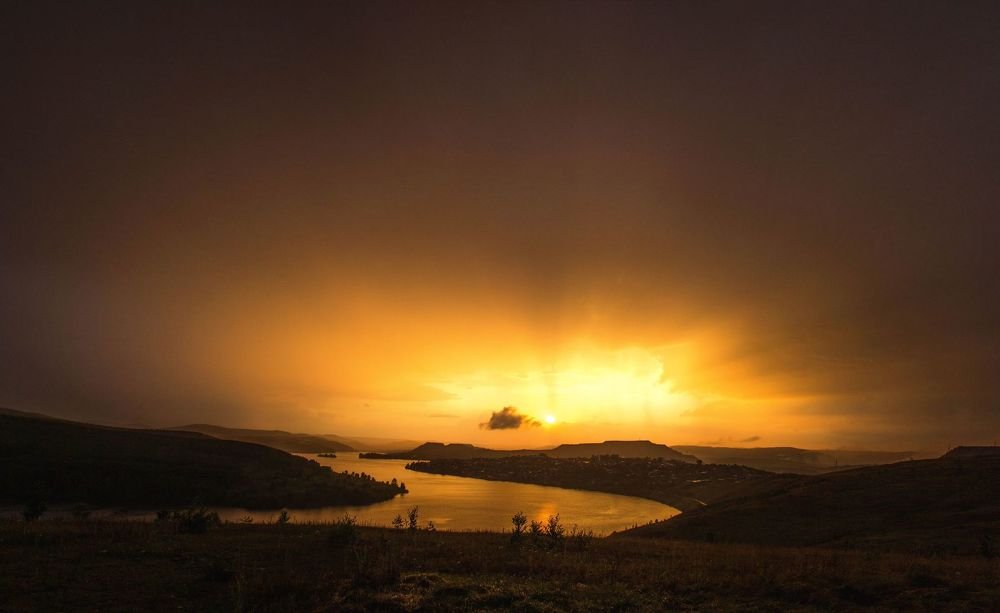 Закат при грозе