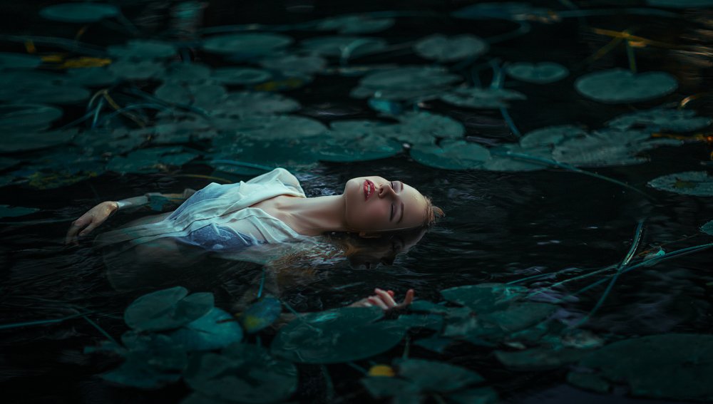 Between Heaven and Water