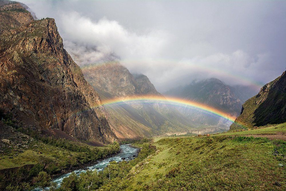 Радуга в долине Чулышмана..