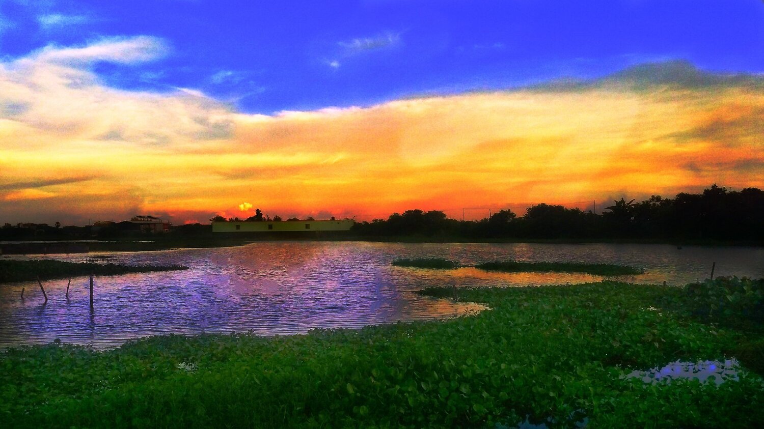 Evening Sky with sunlight Reflection !!