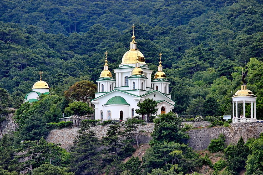 Золотые купола Крыма.