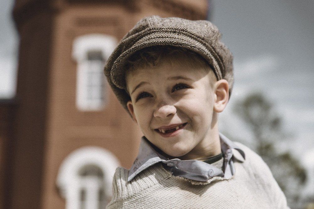 "Little thief" Slide Movie