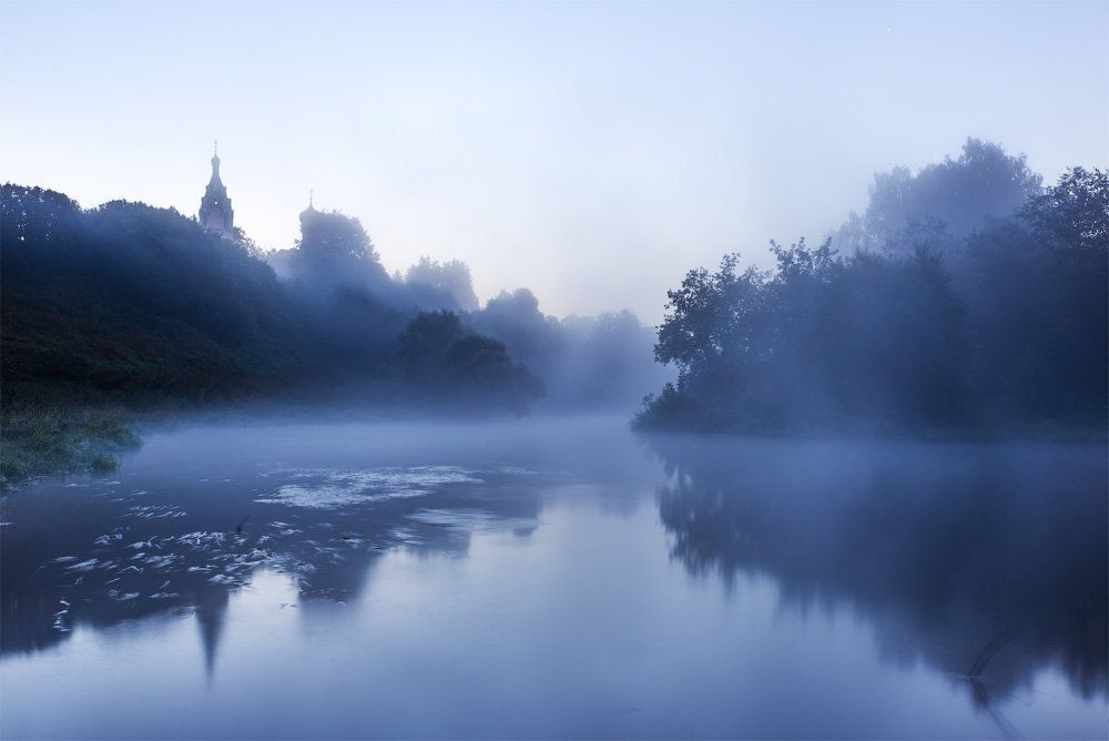 Рассвет в голубых тонах