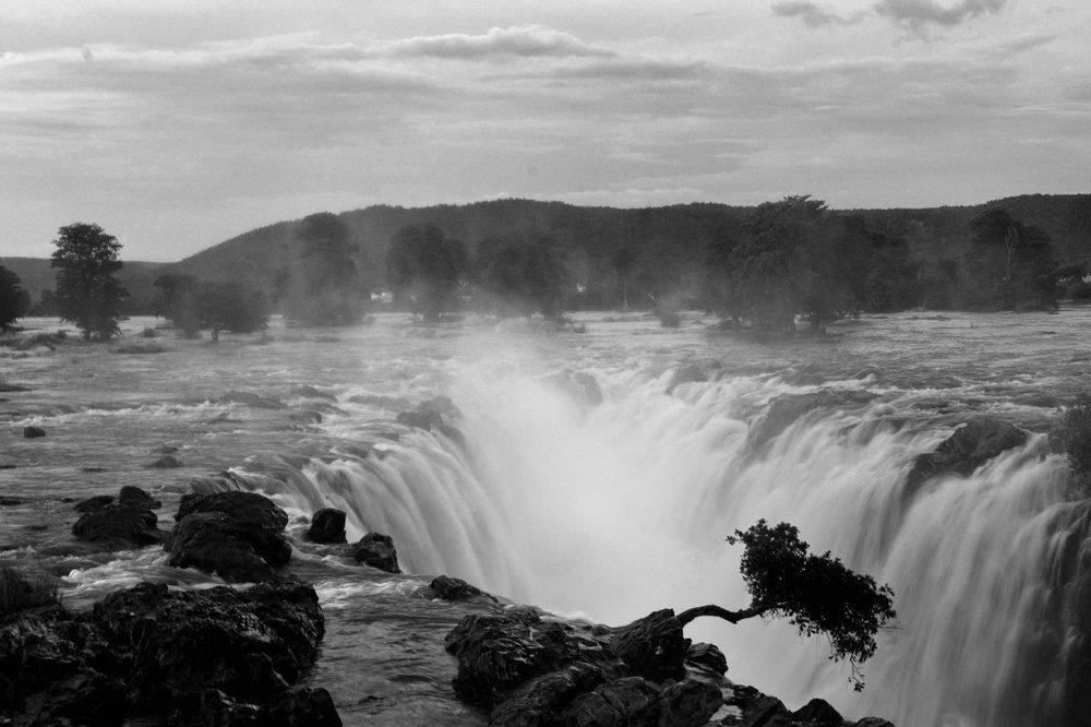 Hogenakkal Waterfalls