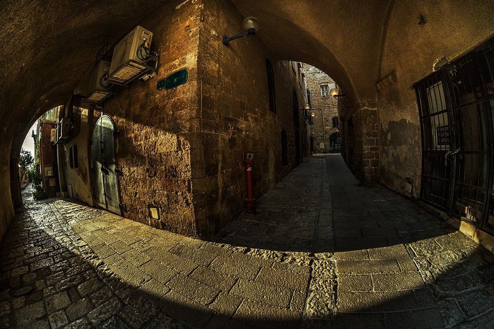 Рыбий взгляд на старый город.