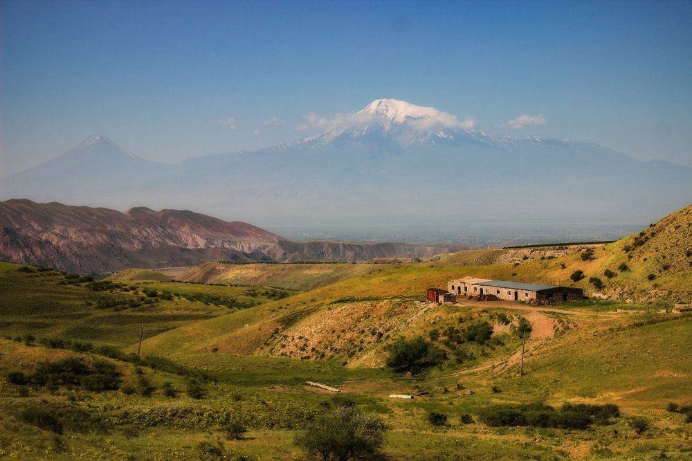 У подножия Арарата.