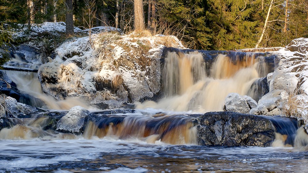 Тохминские водопады