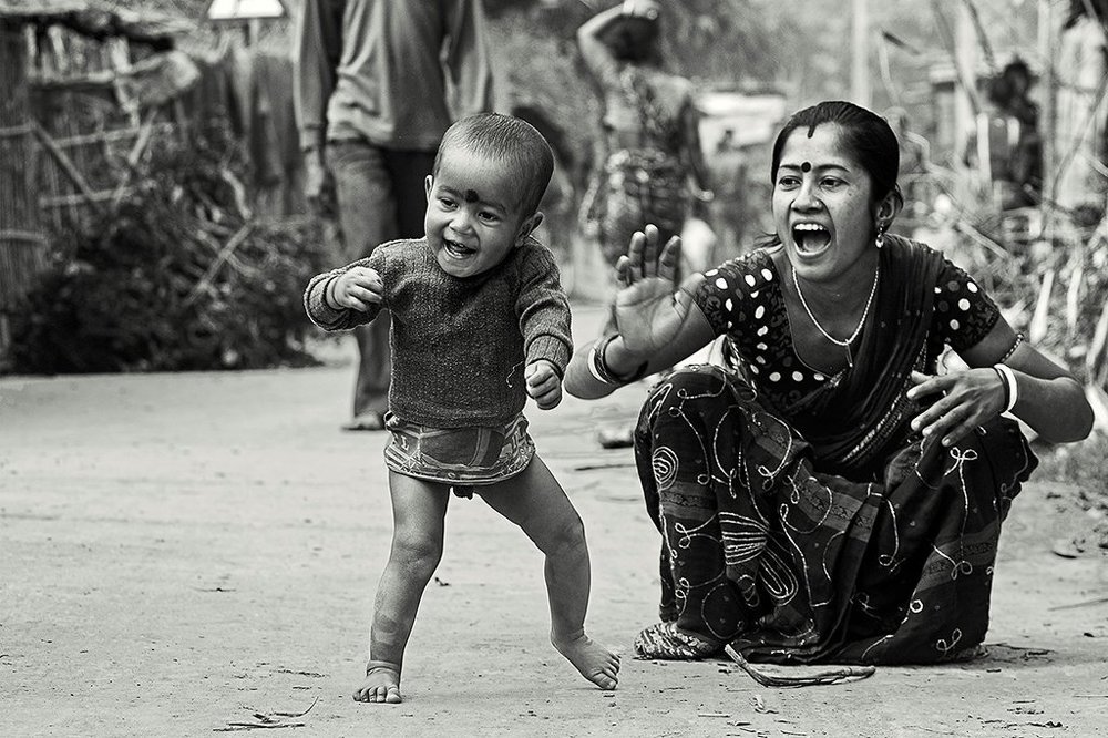 DANCE WITH MOTHER'S SONG