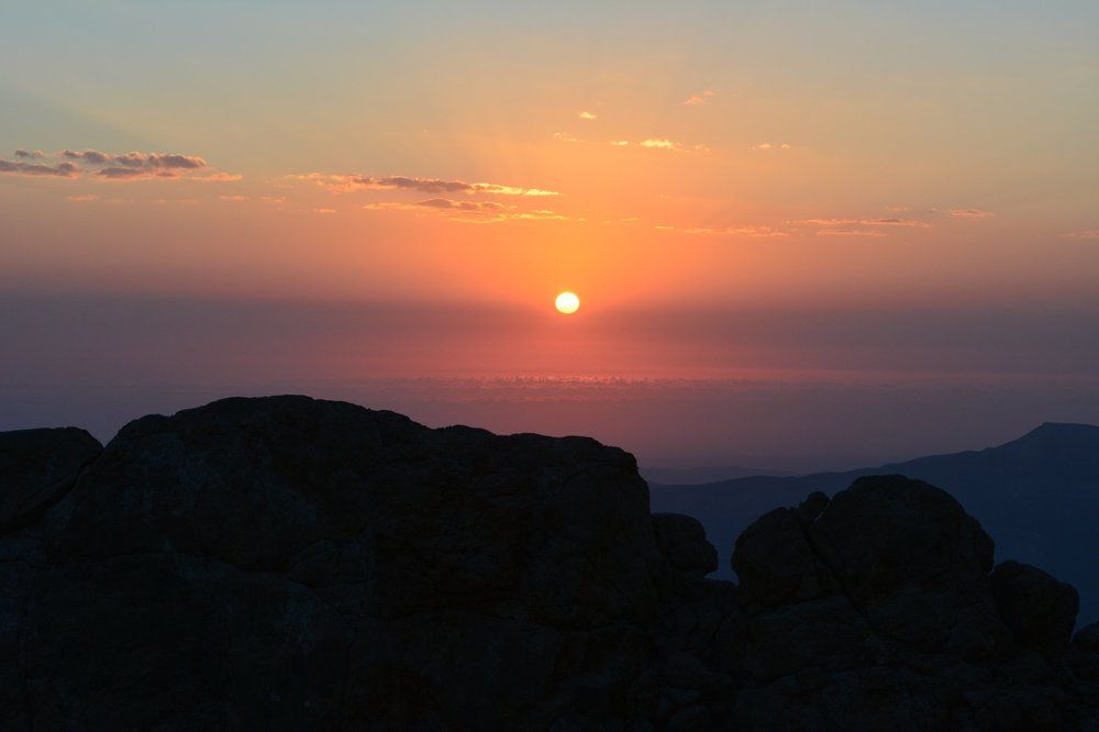 Встречая восход