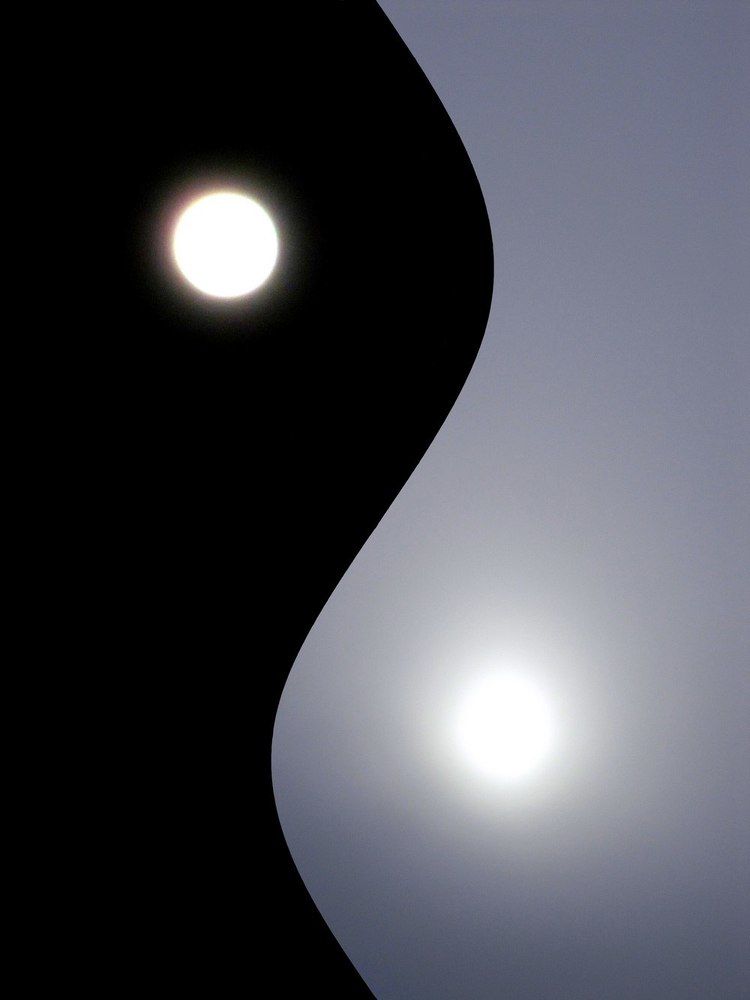 Солнце и Луна - Инь и Янь