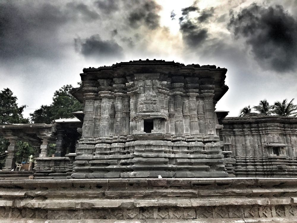 Explosion of sun rays to the Stone culture