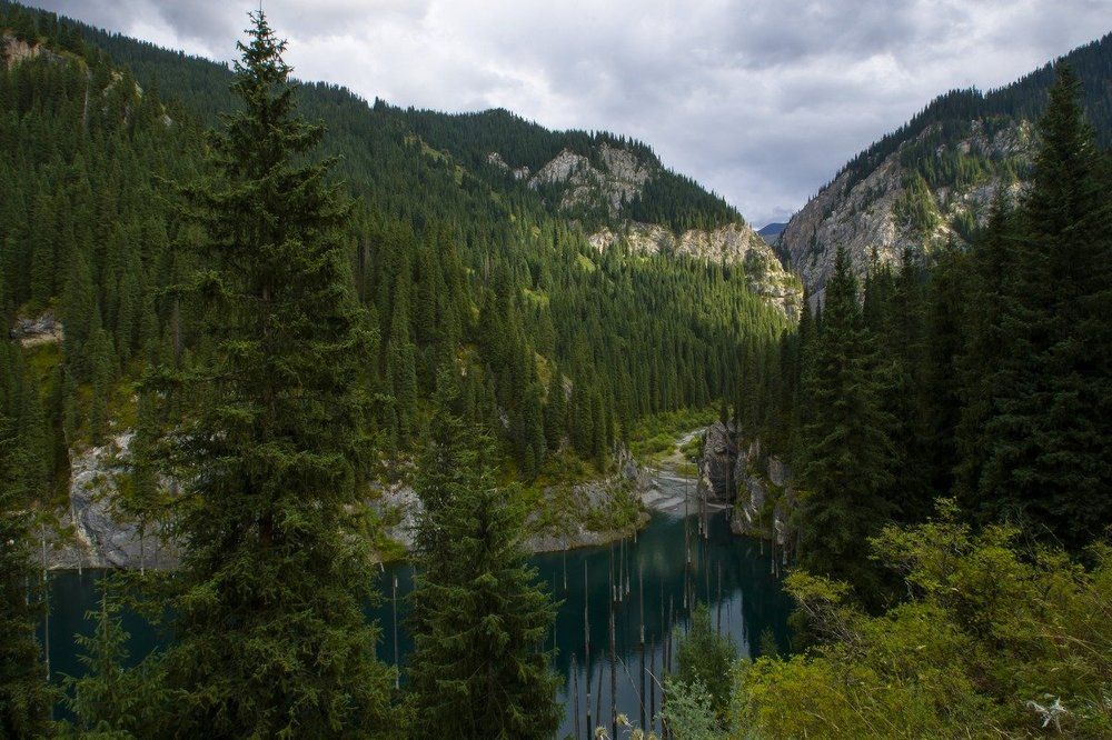 Колдовское озеро