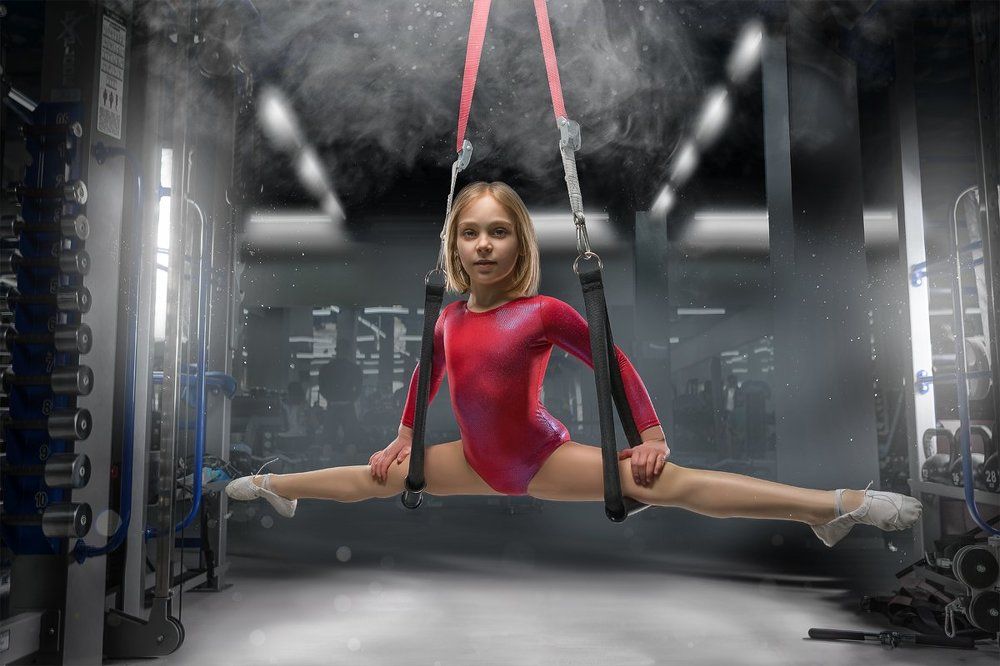 Юная гимнастка