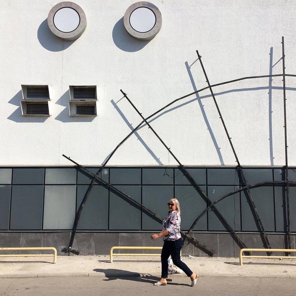 Незнакомка.