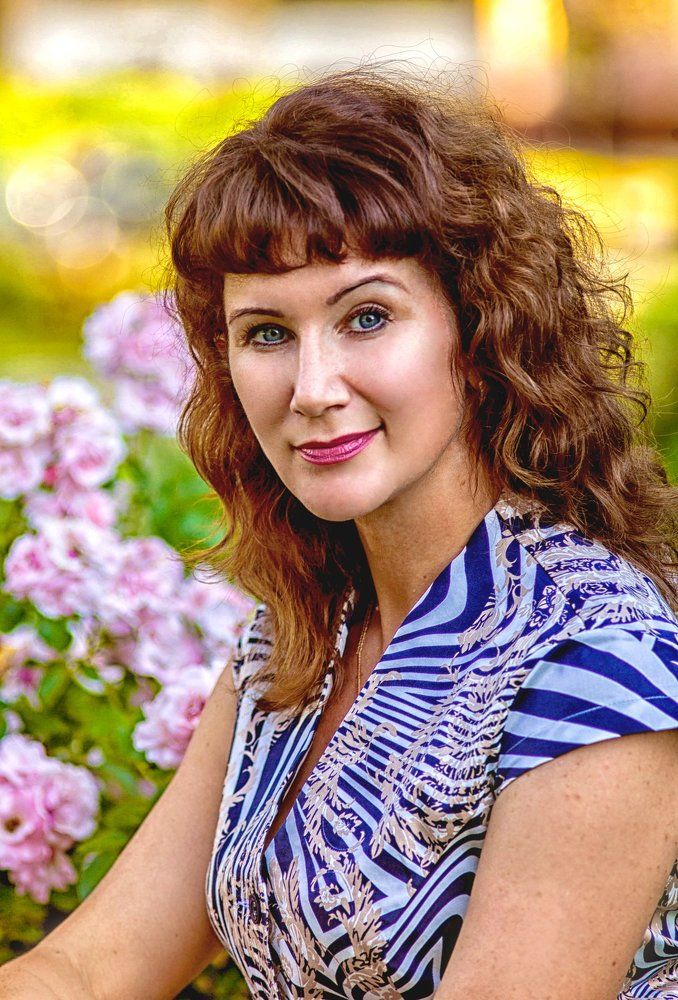 яркая женщина