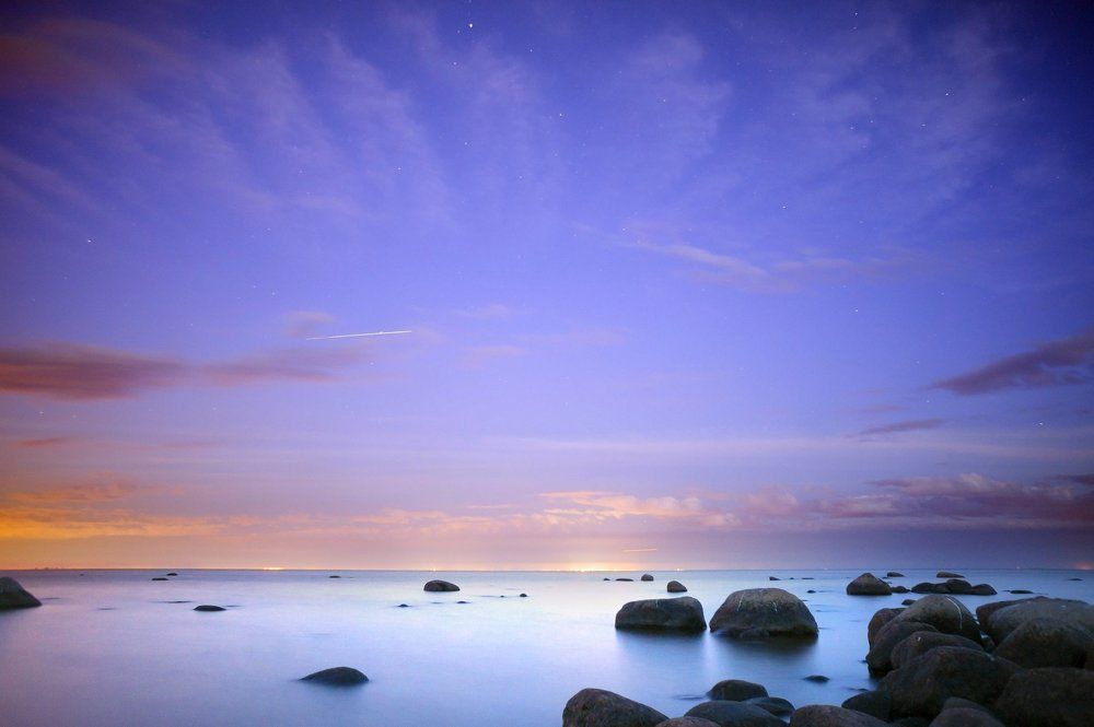 Photograph by Den Lozinin