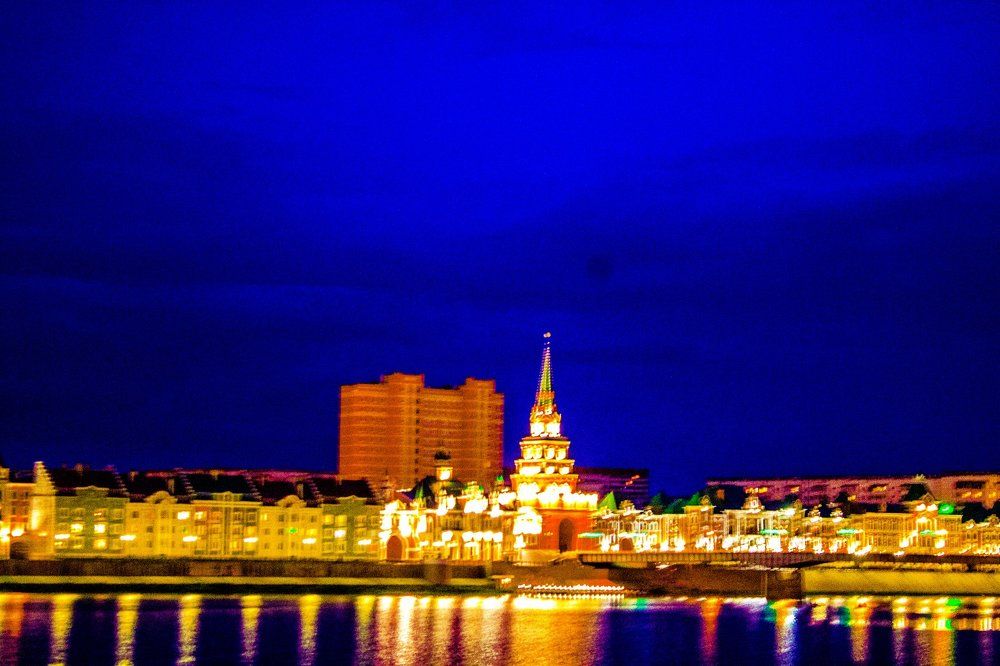 Сквозь розовые очки)