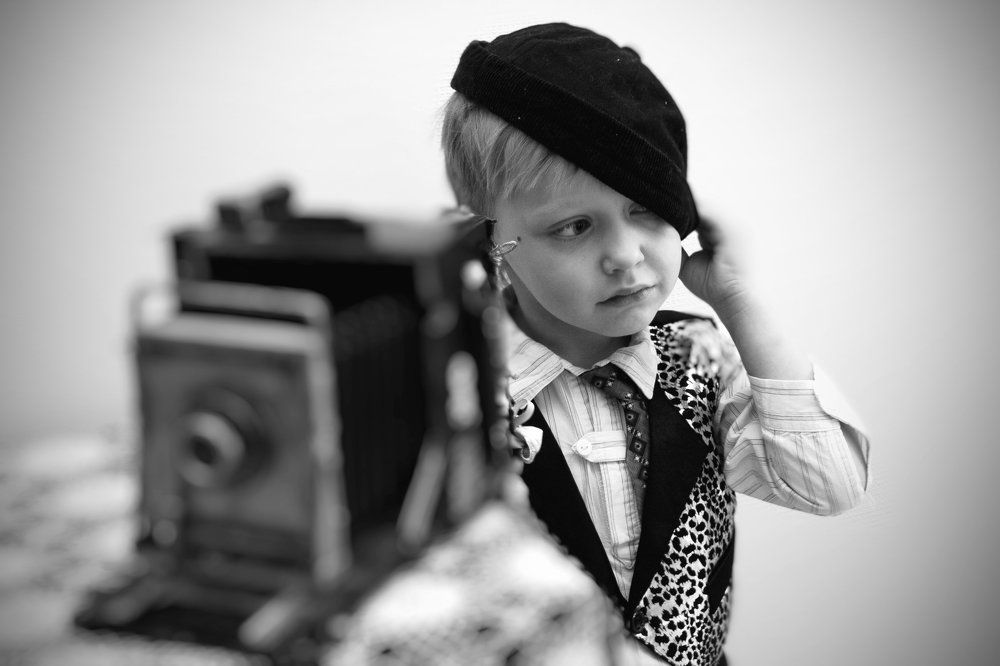 детский портрет в ретро стиле