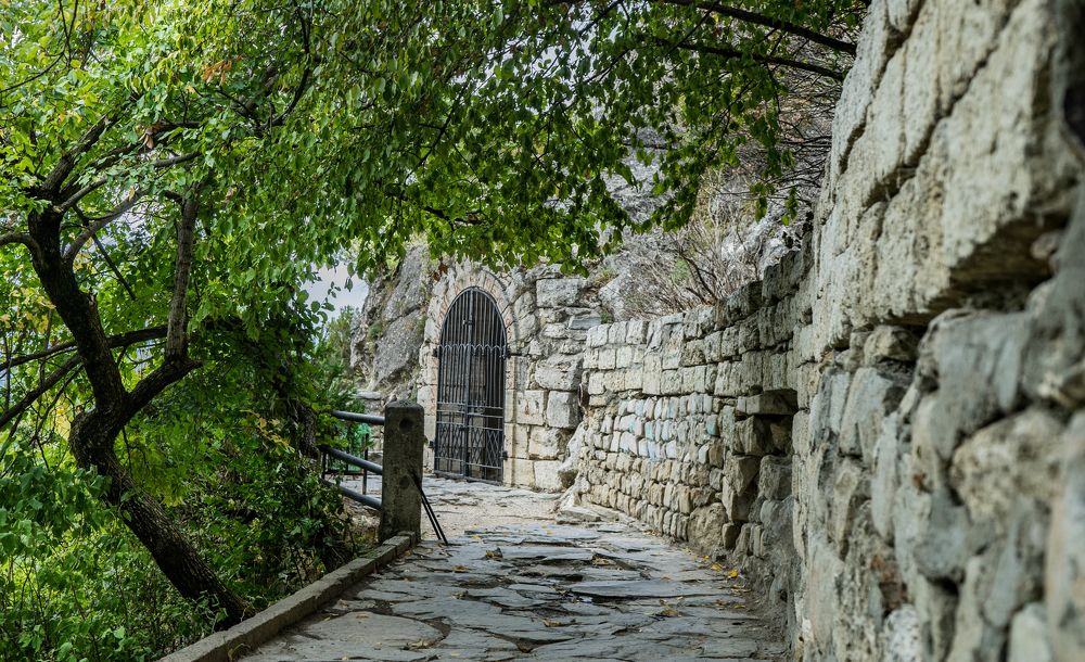 Лермонтовский грот