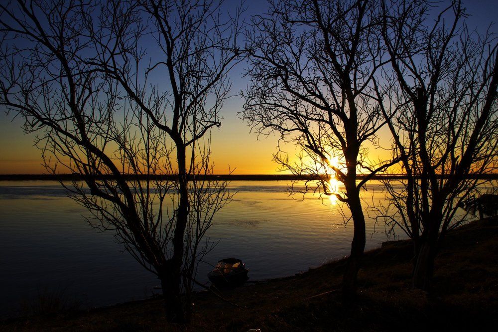 На закате...