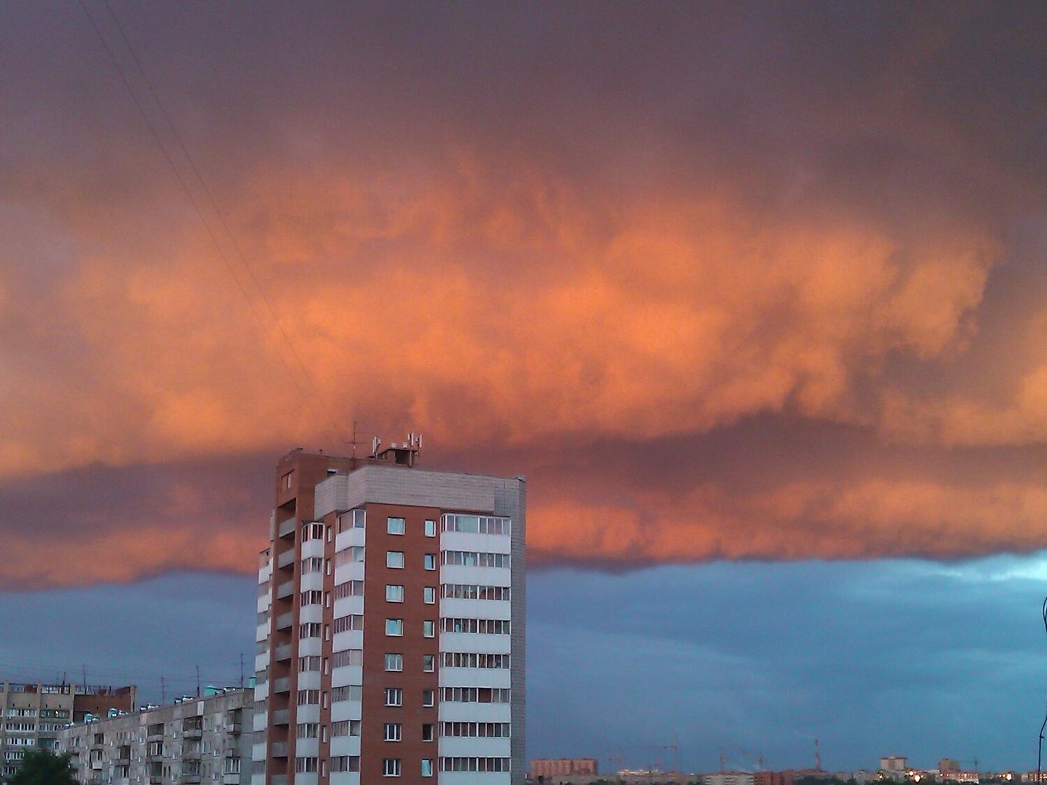 Грозное облако