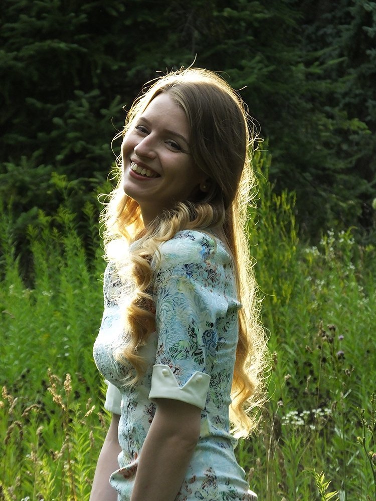 Золото её волос...