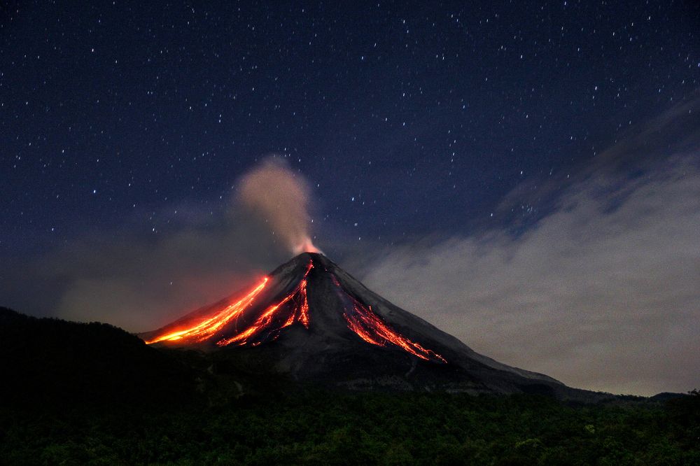 eruption of the Colima volcano