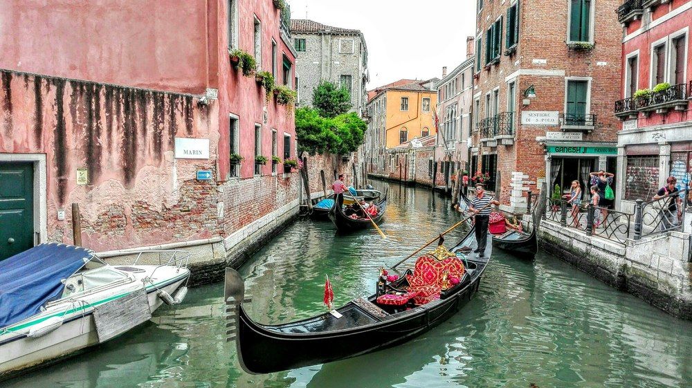 Гондольеры