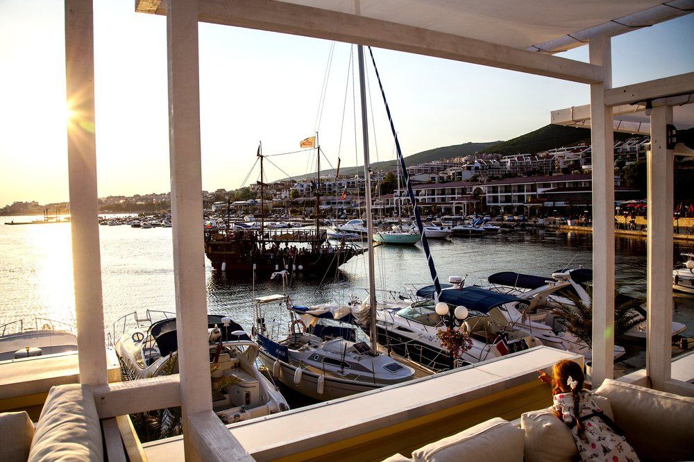 Возвращение корабля.