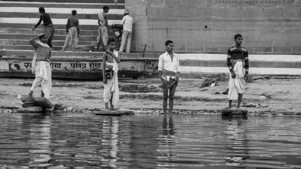 Брамины на Ганге