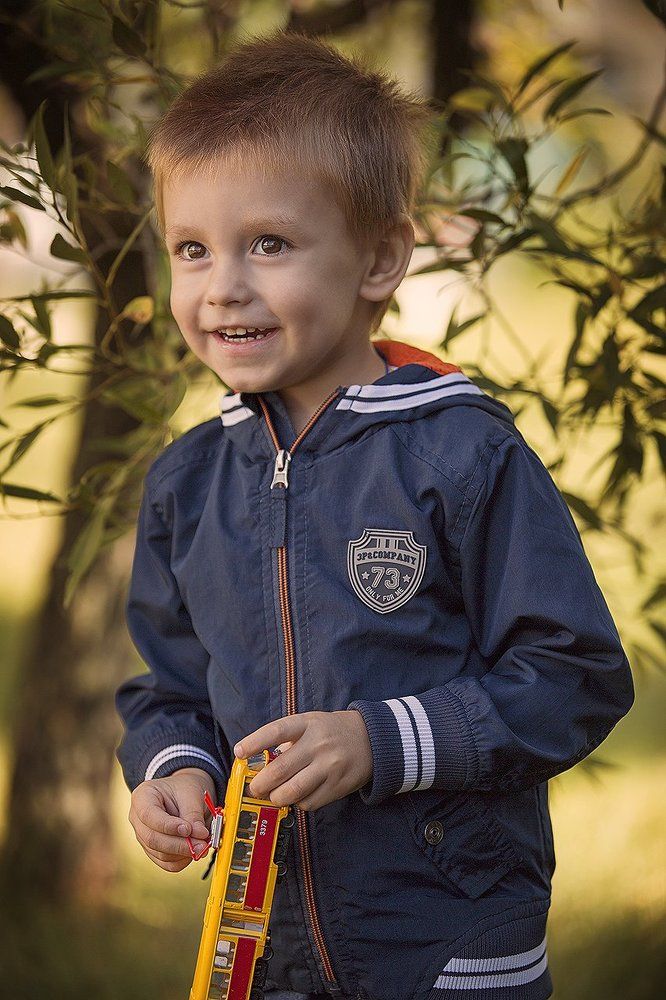 солнечный весенний день