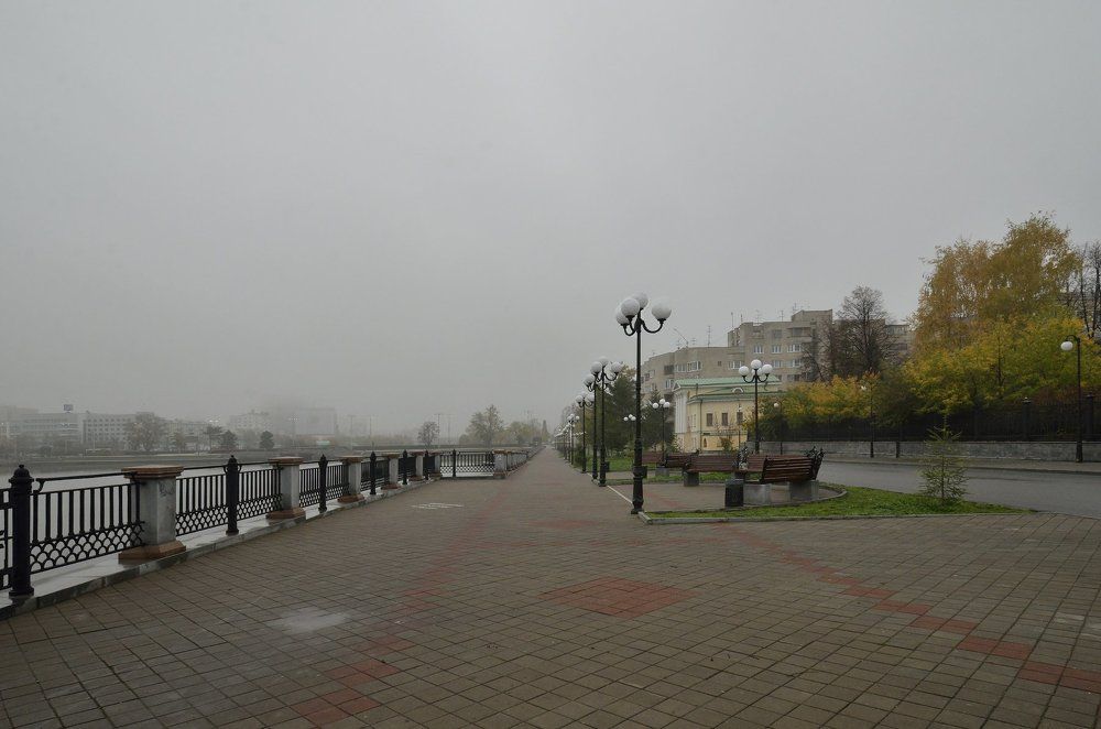 Утро на набережной
