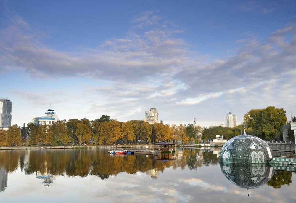 пруд в сентябре