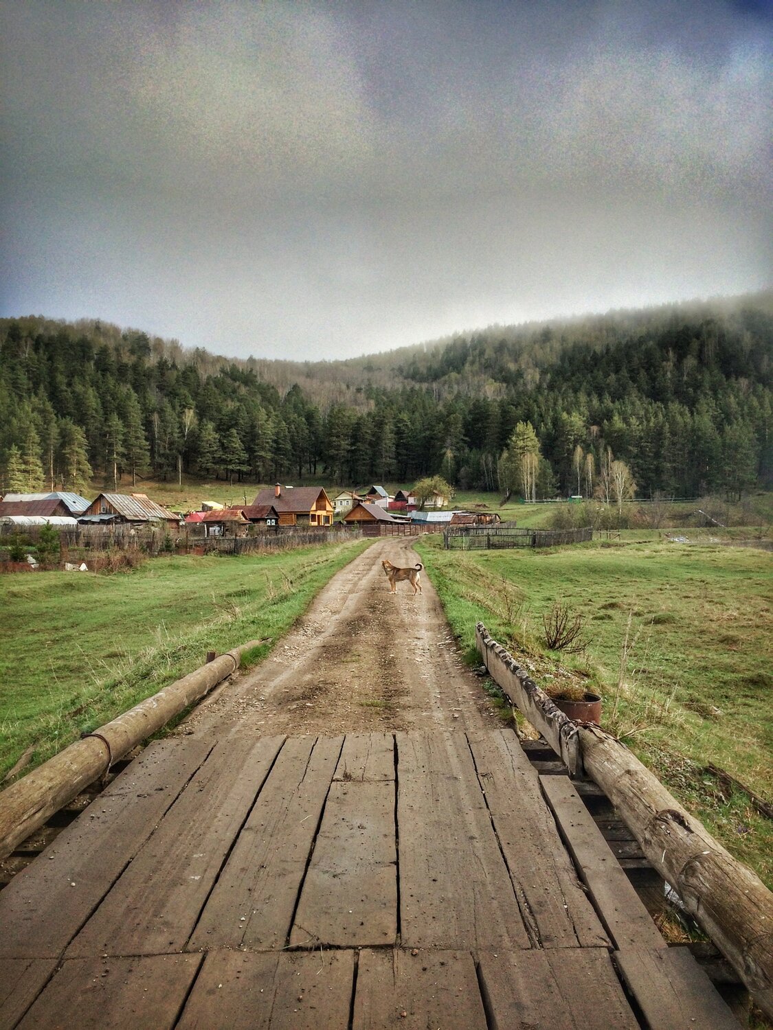Весна у уральской деревне.