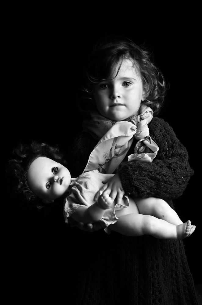 "Портрет с куклой"