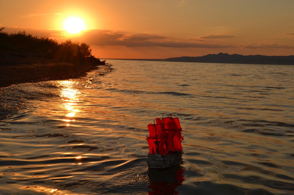 Алые паруса