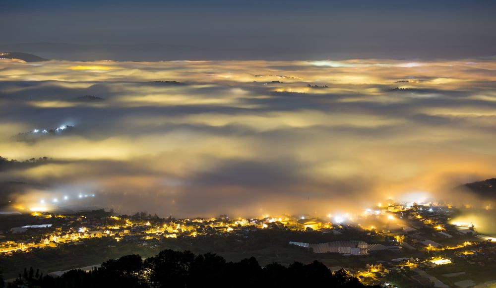 the waves of the fogs