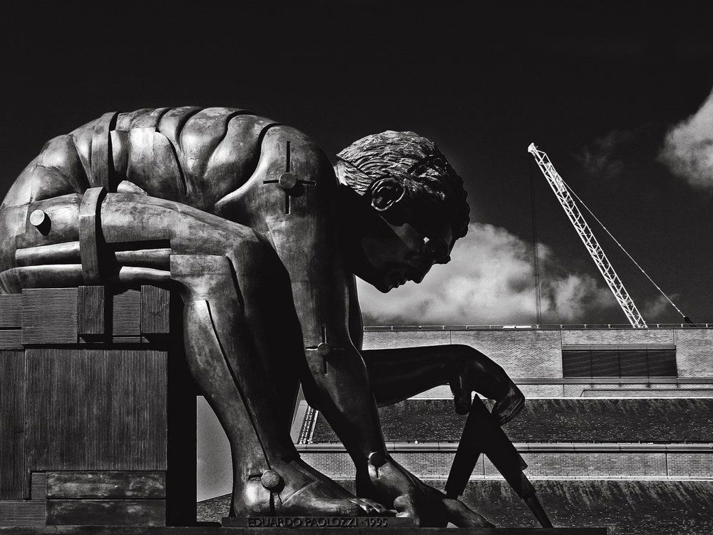 Памятник Ньютону